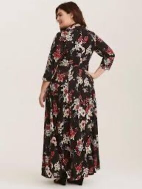 TORRID Black & Floral Print Challis Button Front Shirt Maxi Dress NWT / Plus 2X